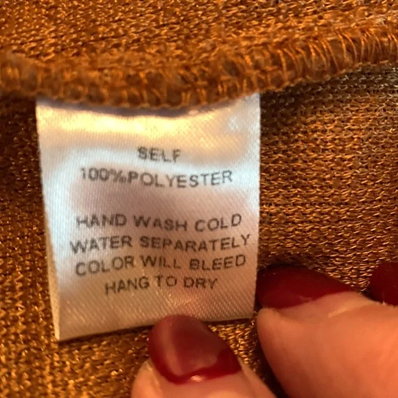 Betsy's Boutique Pull Over Top , Brown, Size Small - Picture 10 of 12